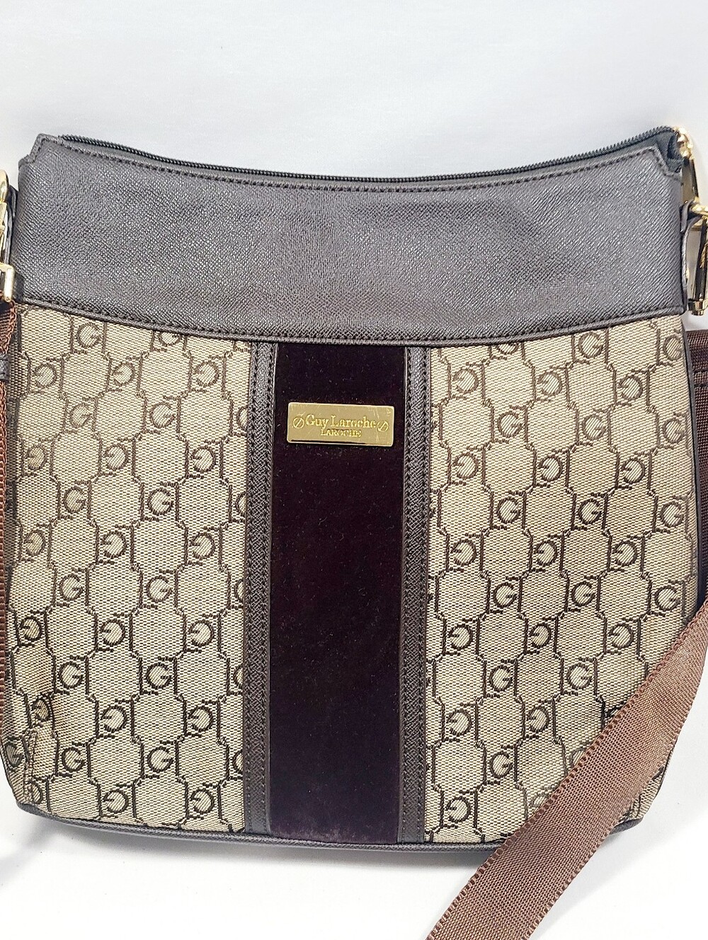 Guy Laroche Canvaa Leather Bag